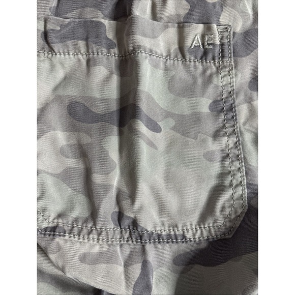 American Eagle Women's Medium Green Camo Cargo Pant Drawstring‎ Waist Jogger - Picture 7 of 16